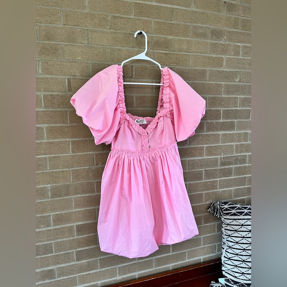 BUCKETLIST Pink Mini Dress with Puff Sleeves - Picture 3 of 4